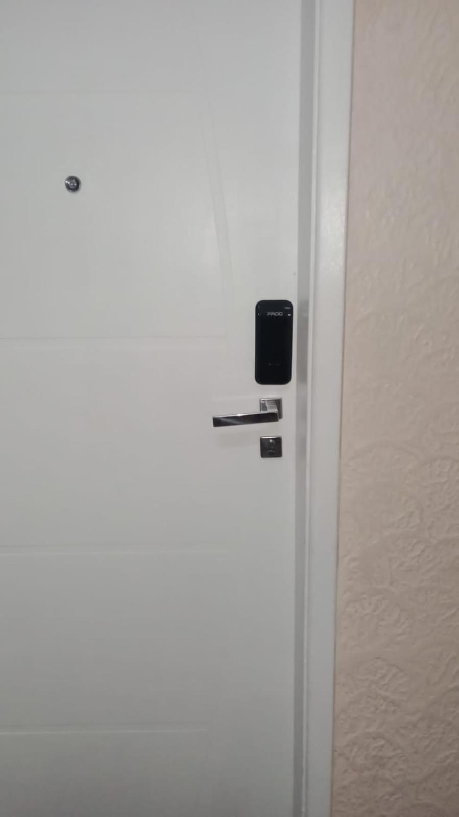 -apartamento Alemao Em Copacabana , 100 Metros Da Com Wi-fi! *